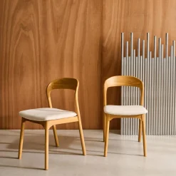 2er-Set Vintage-Stühle aus Heveaholz mit Stoffbezug