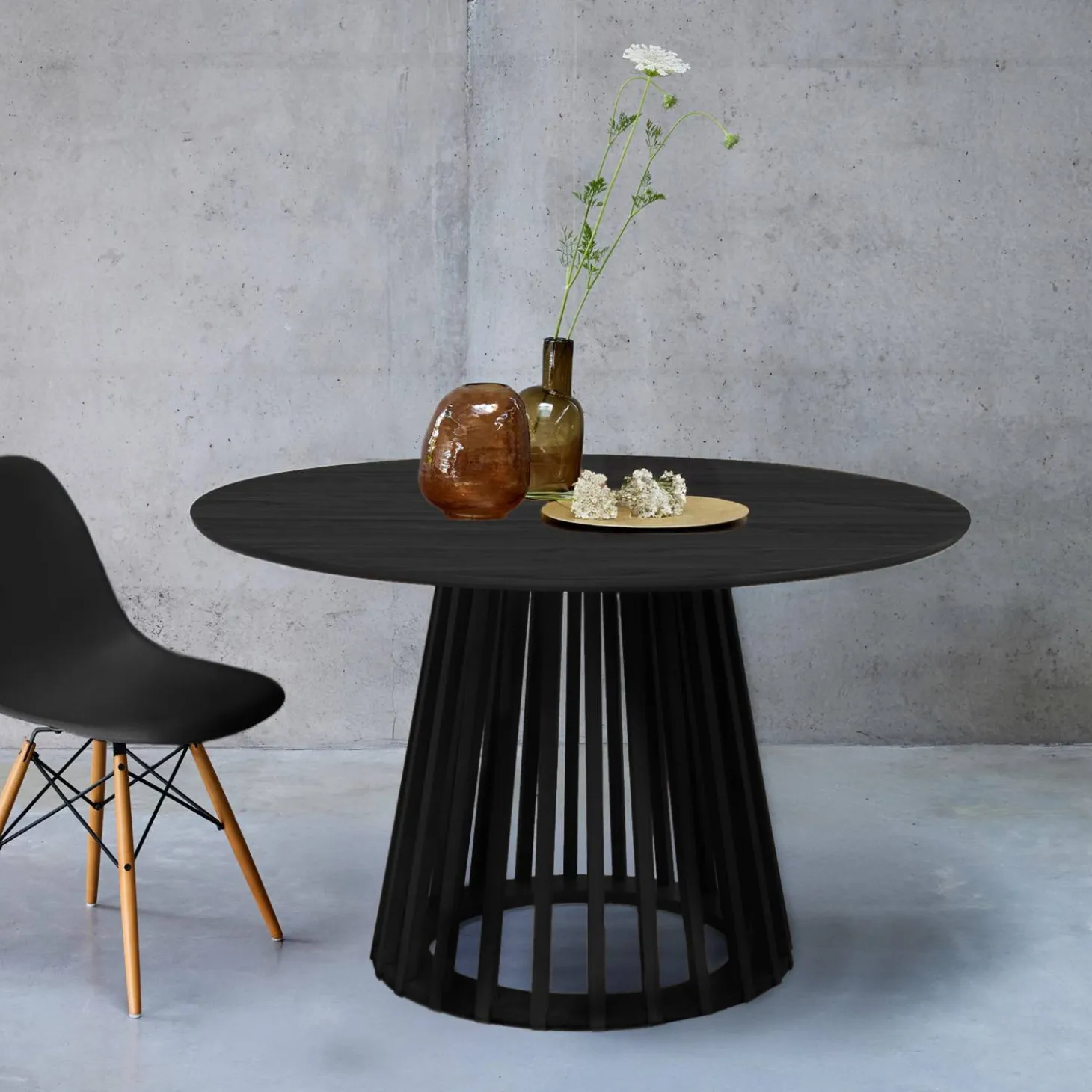 Esstisch mit Holzlook, Beine aus Tannenholz, 4 Sitze