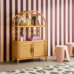 Exotisches Kinderbücherregal aus natürlichem Rattan