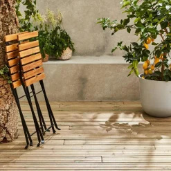 Garten-Essgruppe im Bistro-Stil, 2 Stühle, klappbar
