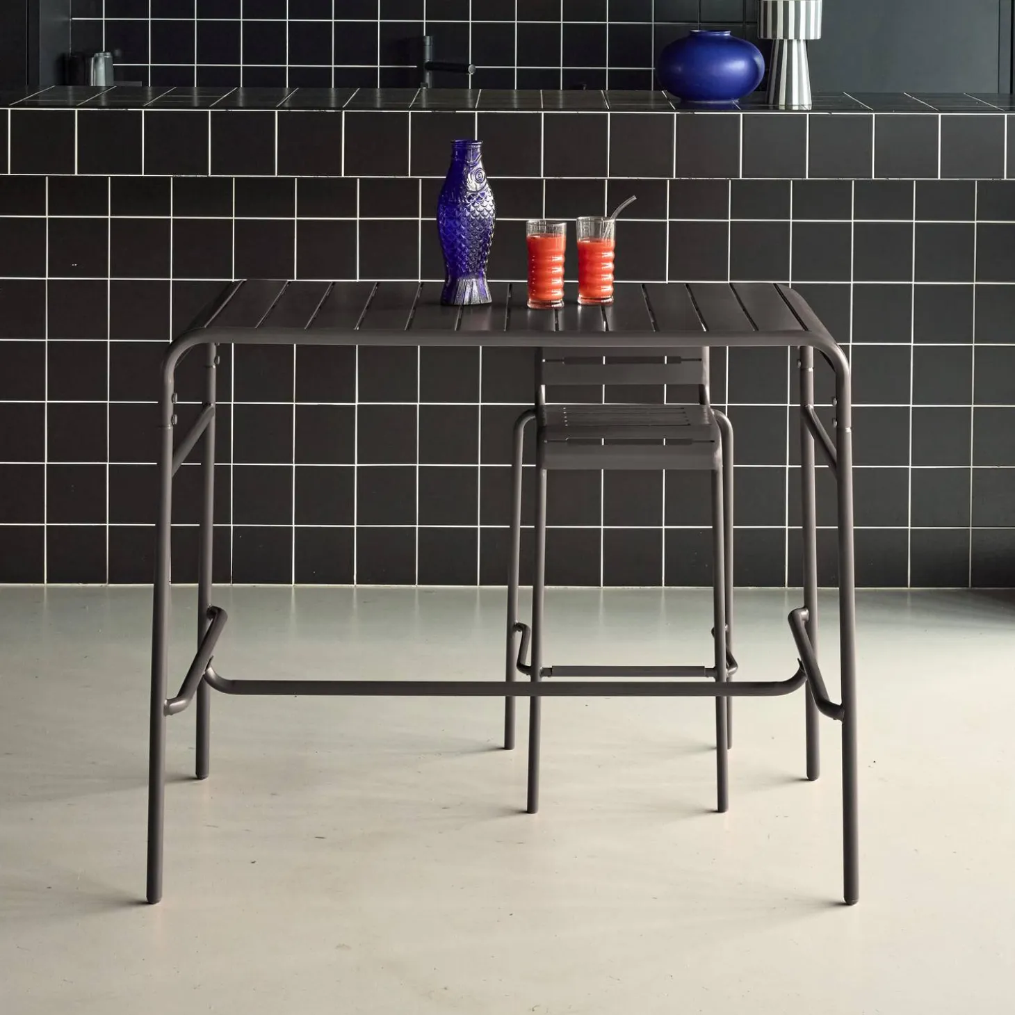 Garten-Hochtisch aus Stahl 4 Personen 120 x 70cm x 95 cm