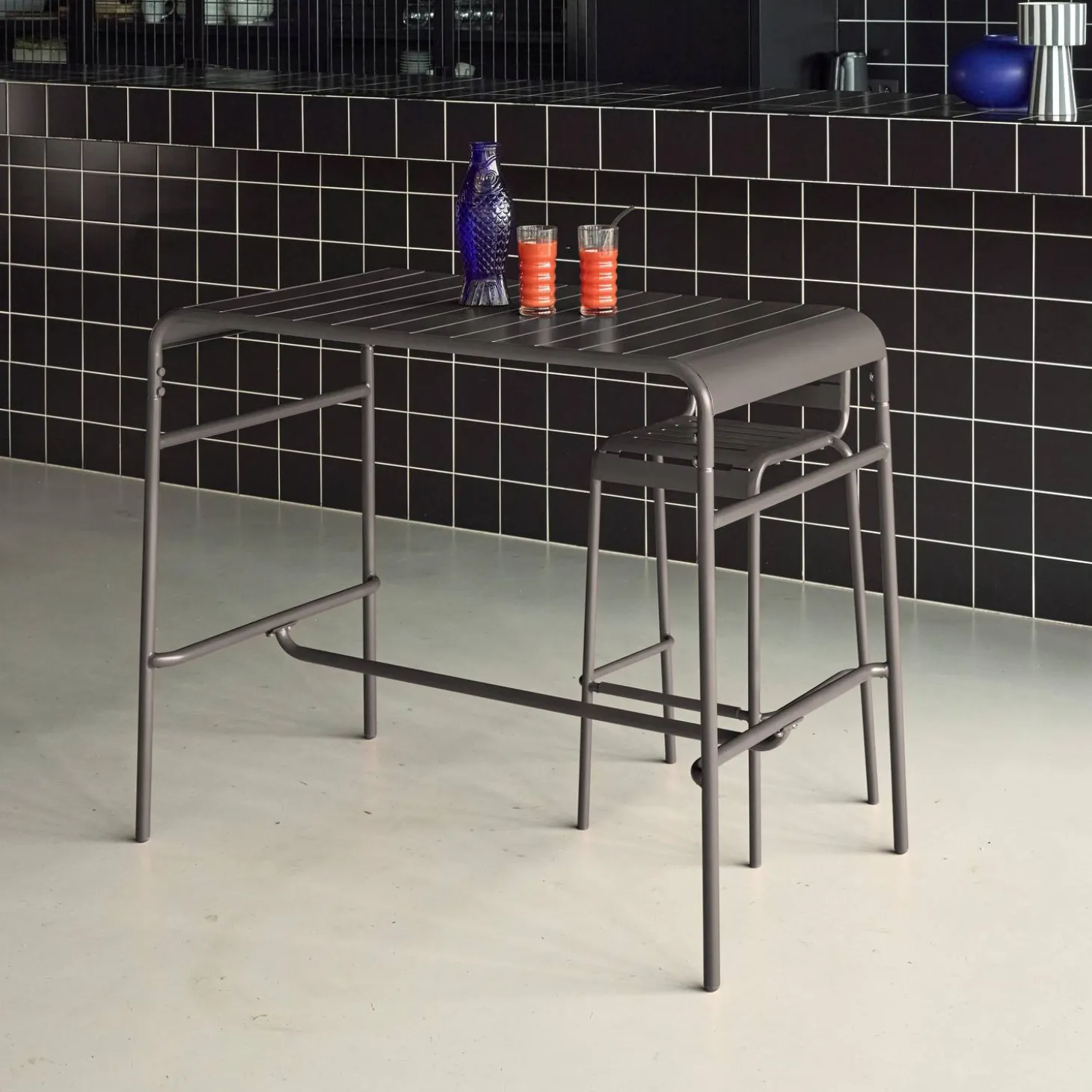 Garten-Hochtisch aus Stahl 4 Personen 120 x 70cm x 95 cm