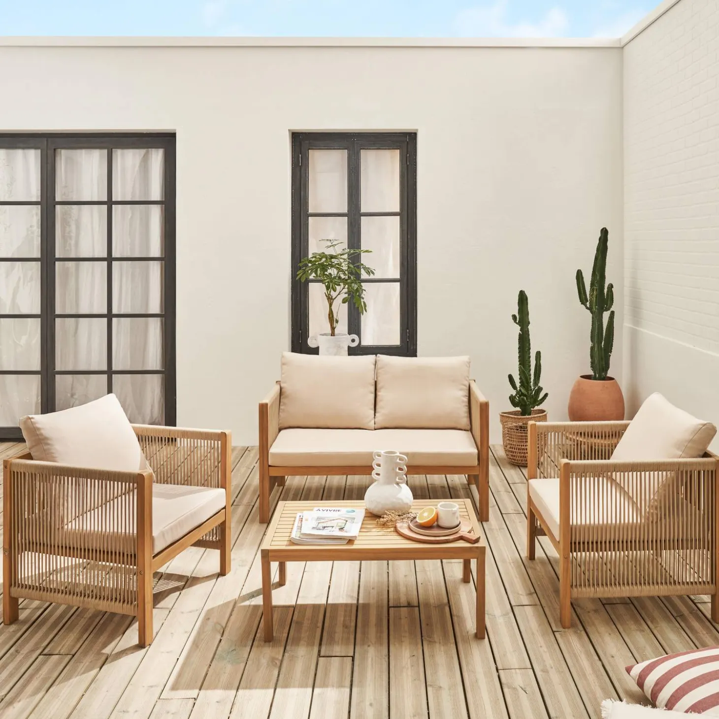 Gartenmöbel-Set für 4 Personen aus Holz mit Seilbespannung