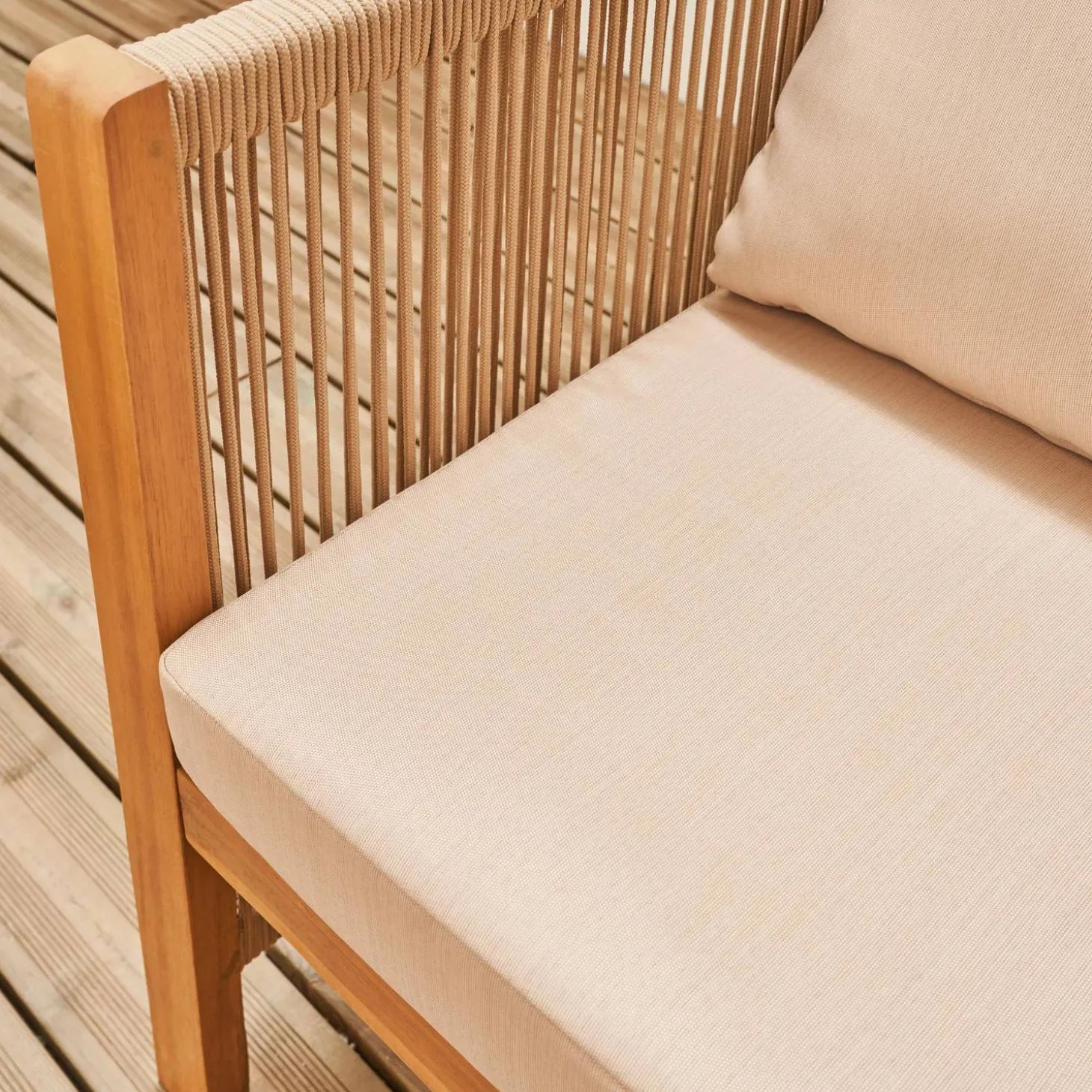 Gartenmöbel-Set für 4 Personen aus Holz mit Seilbespannung