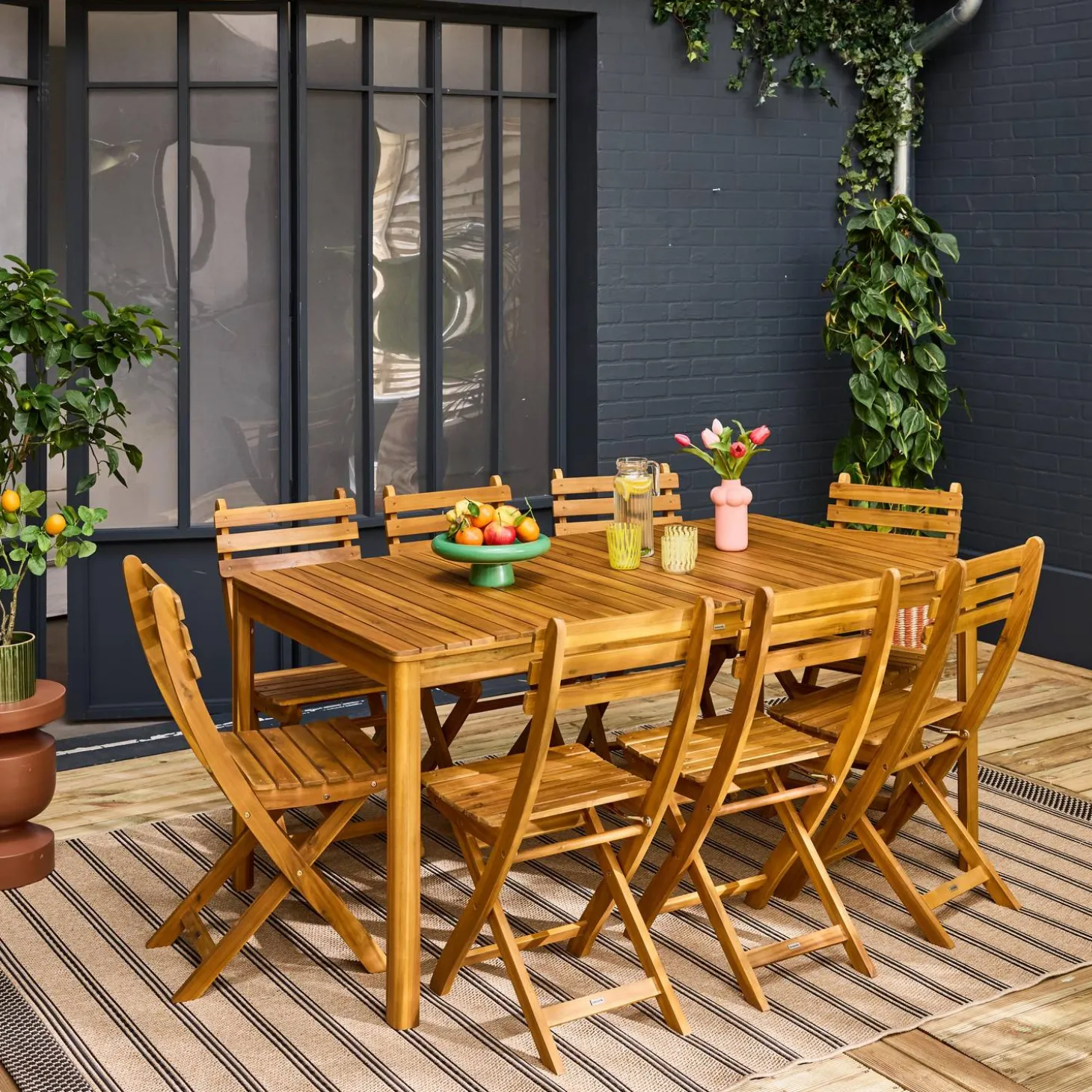 Gartentisch aus Akazie mit abgerundeten Ecken, 8 Stühle