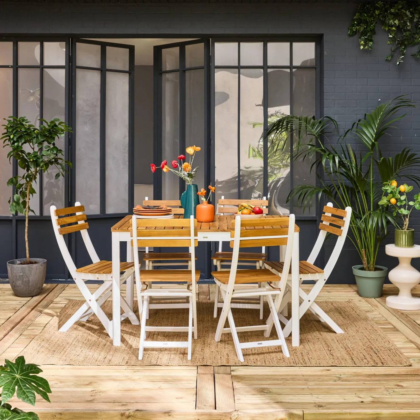 Gartentisch aus Akazienholz mit abgerundeten Ecken, 6 Plätze