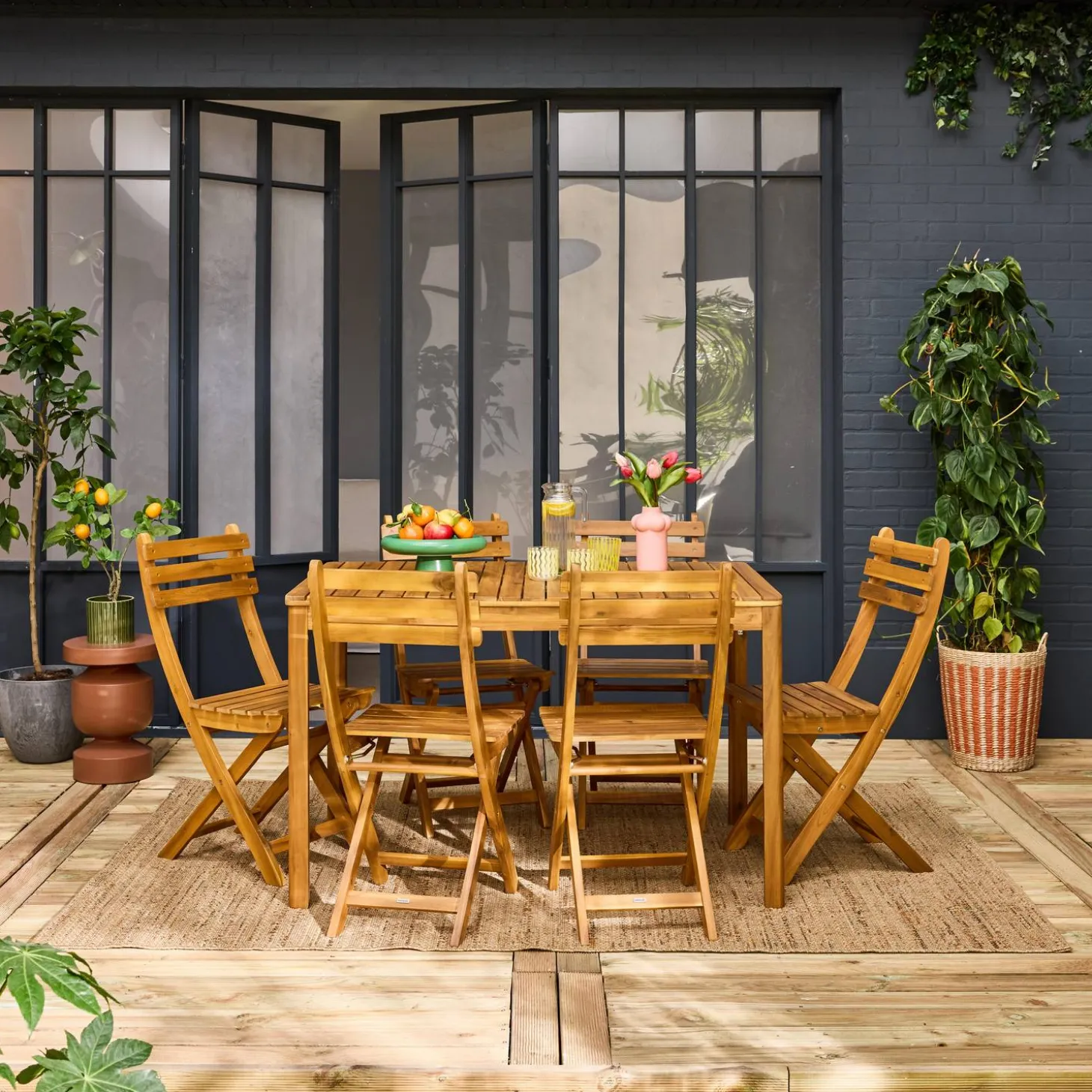 Gartentisch aus Akazienholz mit abgerundeten Ecken, 6 Plätze