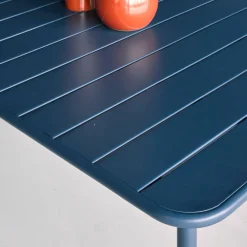 Gartentisch aus Stahl 6-8 Plätze