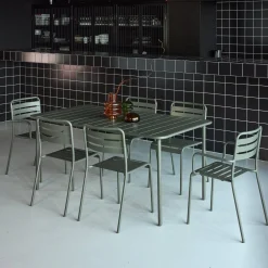 Gartentisch aus Stahl 2 Sessel und 4 Stühle