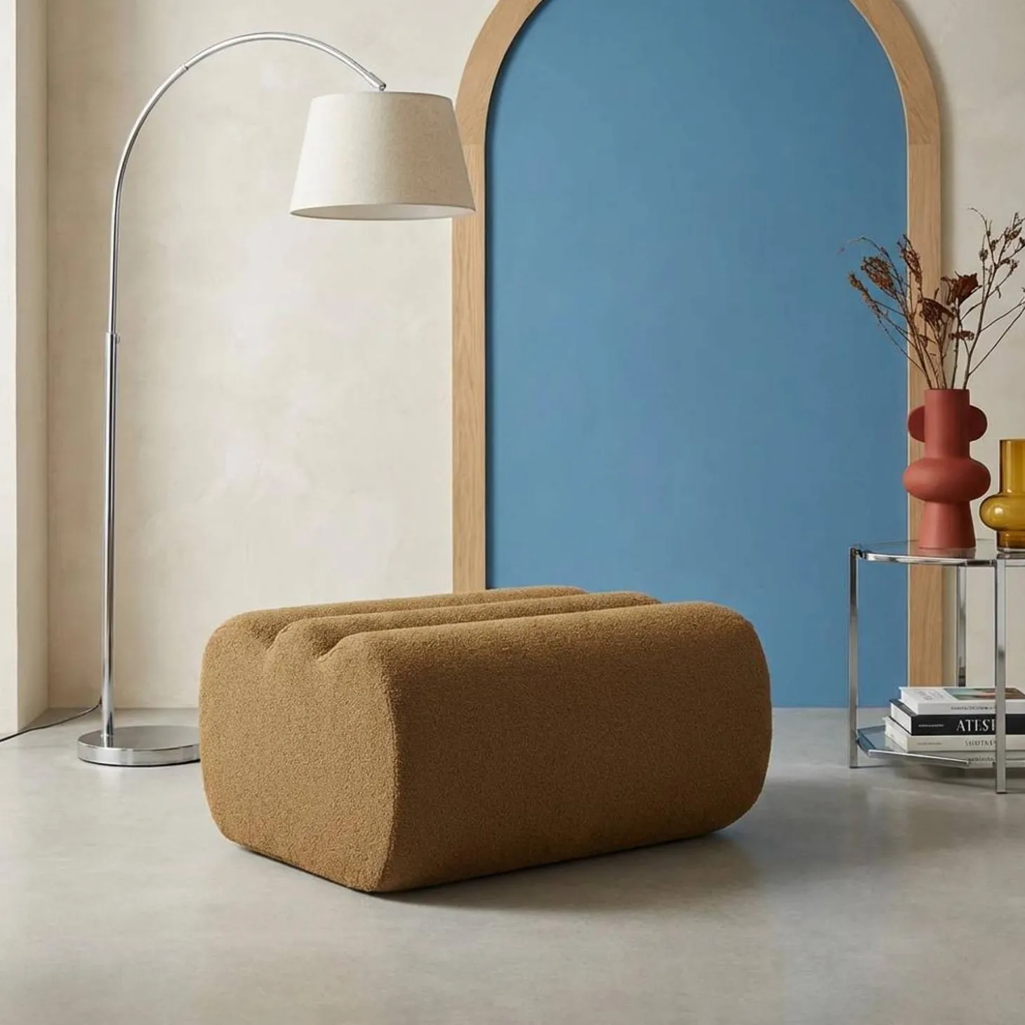 Hocker, Fußhocker mit strukturiertem Bouclé-Bezug