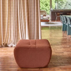 Hocker, Fußhocker mit strukturiertem Bouclé-Bezug für Sessel und Sofas