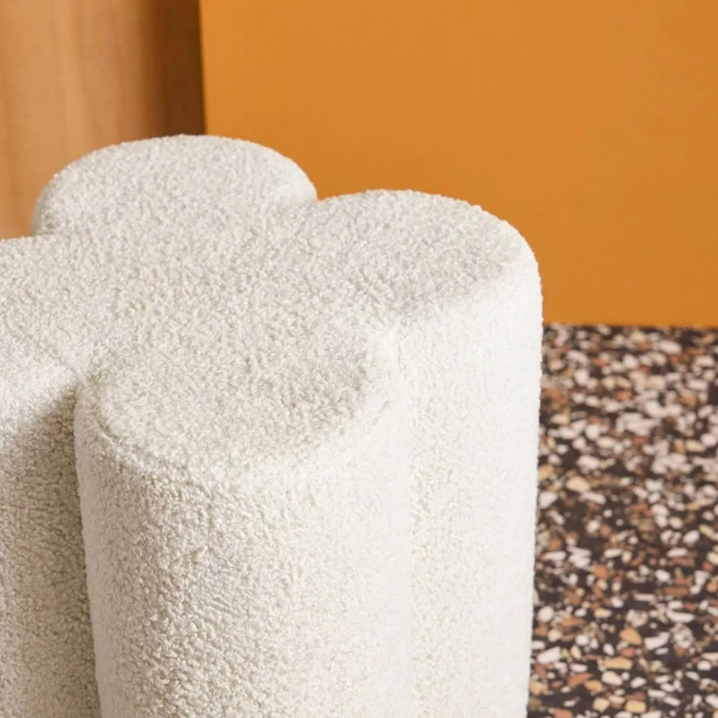 Hocker Kleeblatt Bouclé