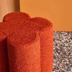 Hocker Kleeblatt Bouclé