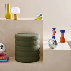 Hocker mit Stauraum und Bouclé-Bezug