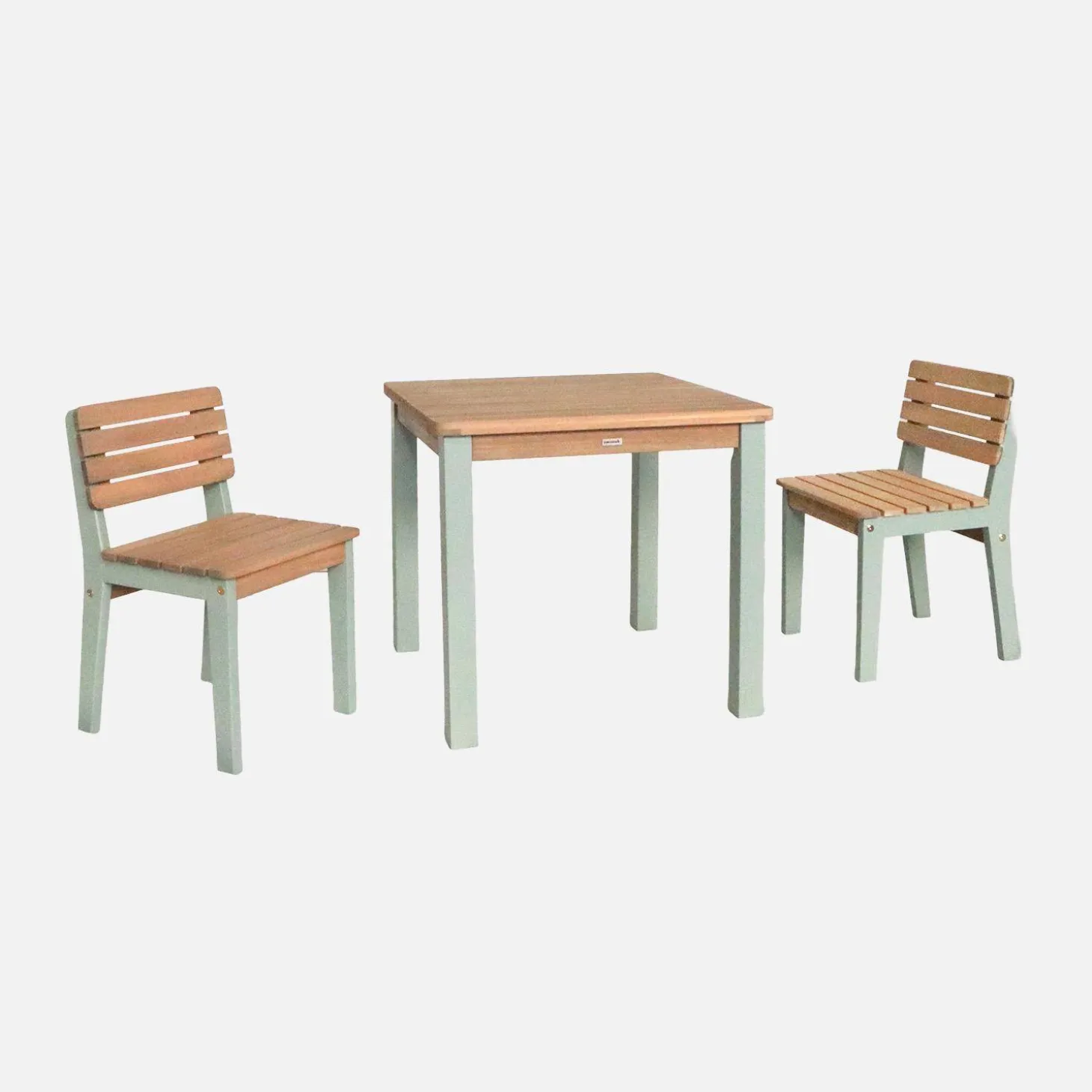 Holztisch + 2 Stühle für Kinder für drinnen / draußen