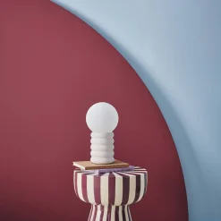 Innen-Tischlampe mit gesprenkeltem Keramiksockel, Höhe 28 cm