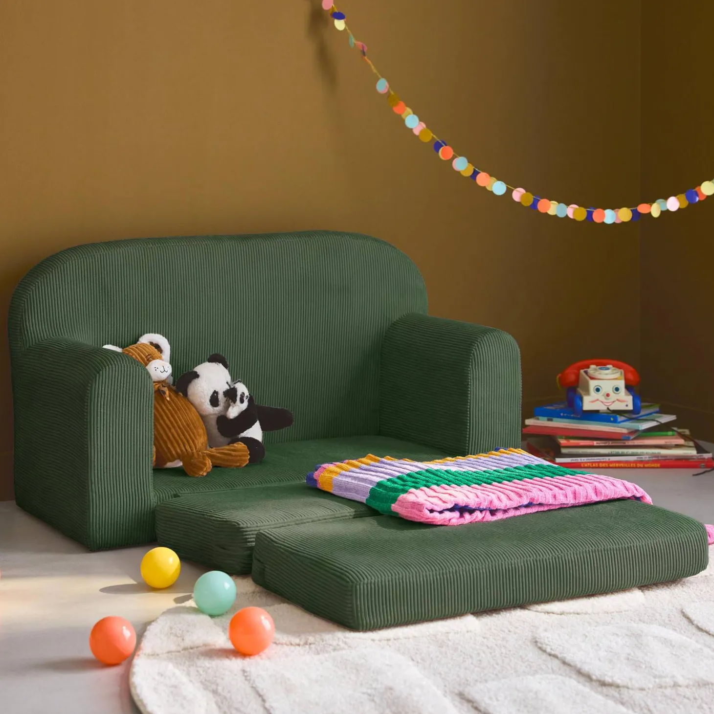 Kinder-Schlafsofa mit Cordbezug