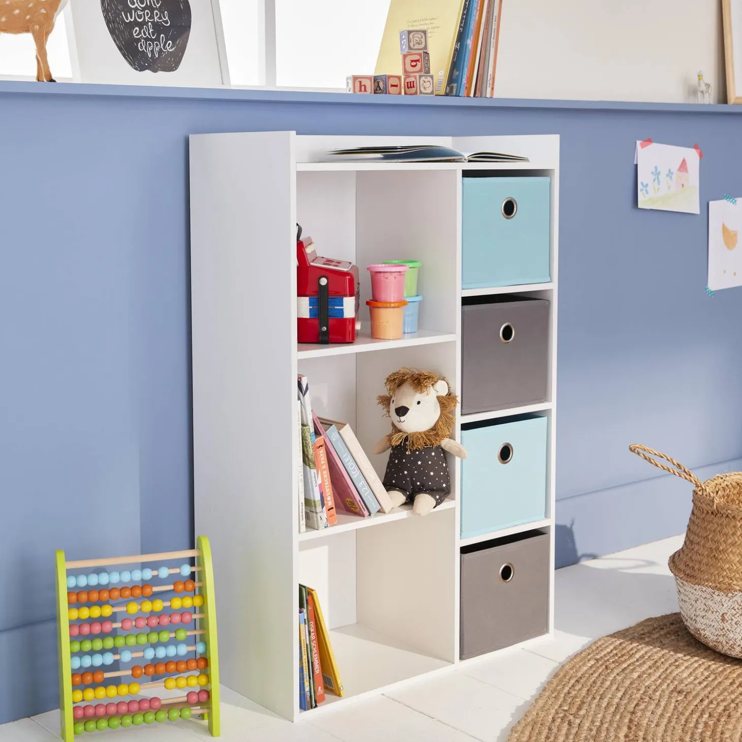 Kinderschrank in weiß