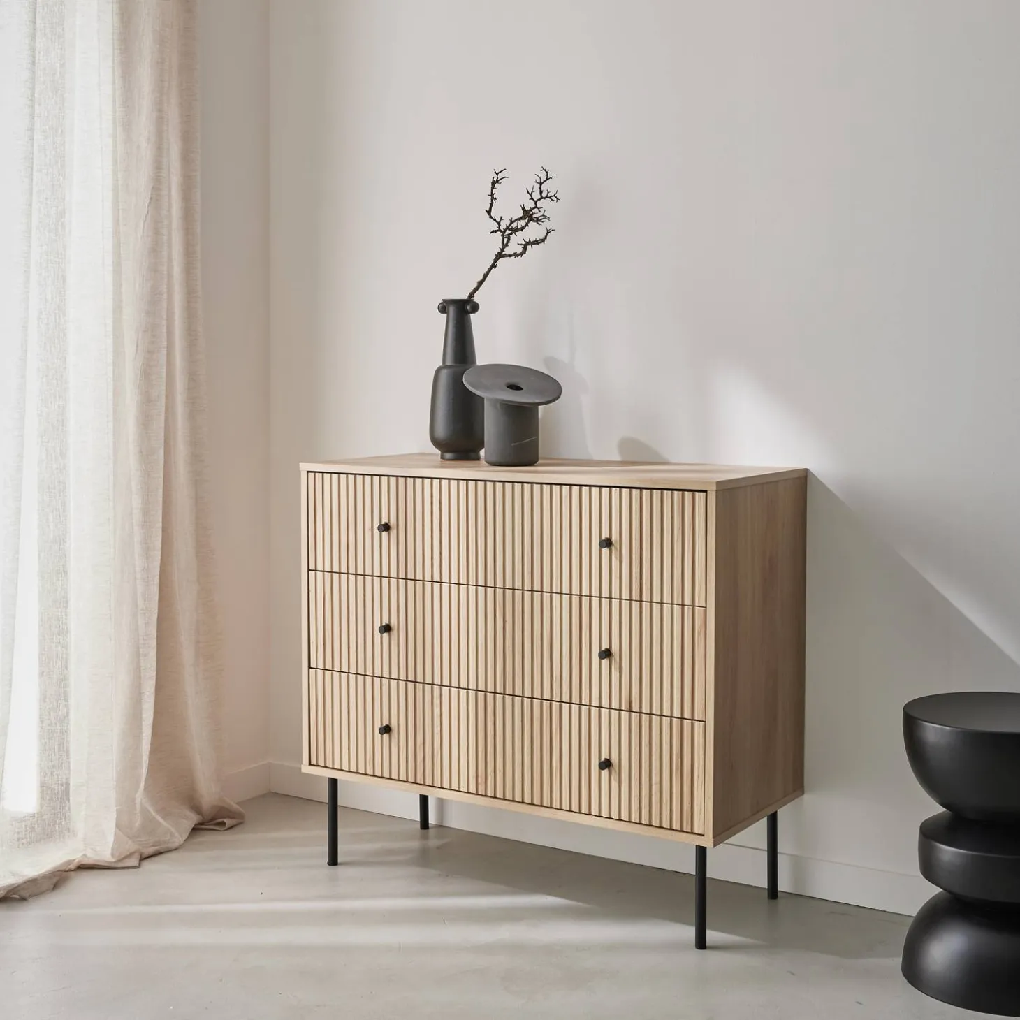 Kommode mit gerilltem Holzdekor 3 Schubladen