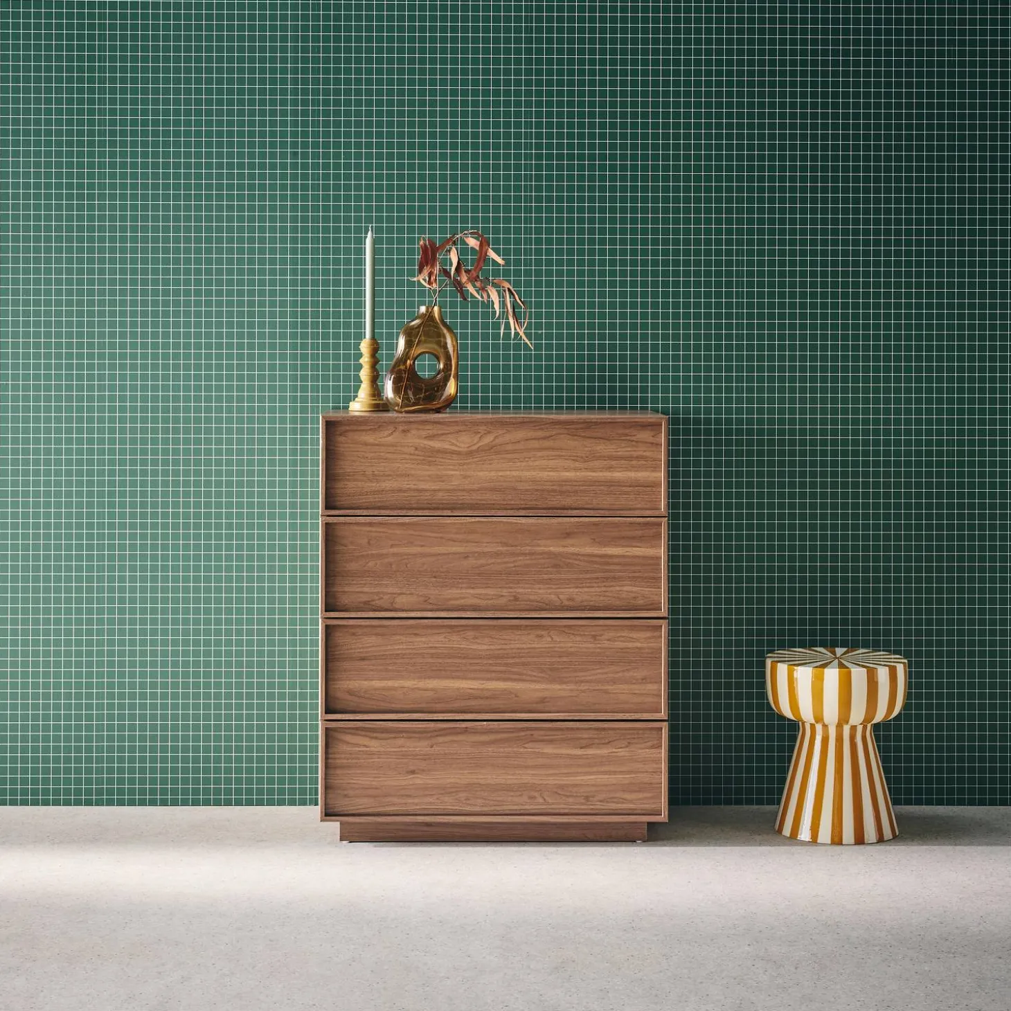 Kommode mit Holzlook, 4 Schubladen