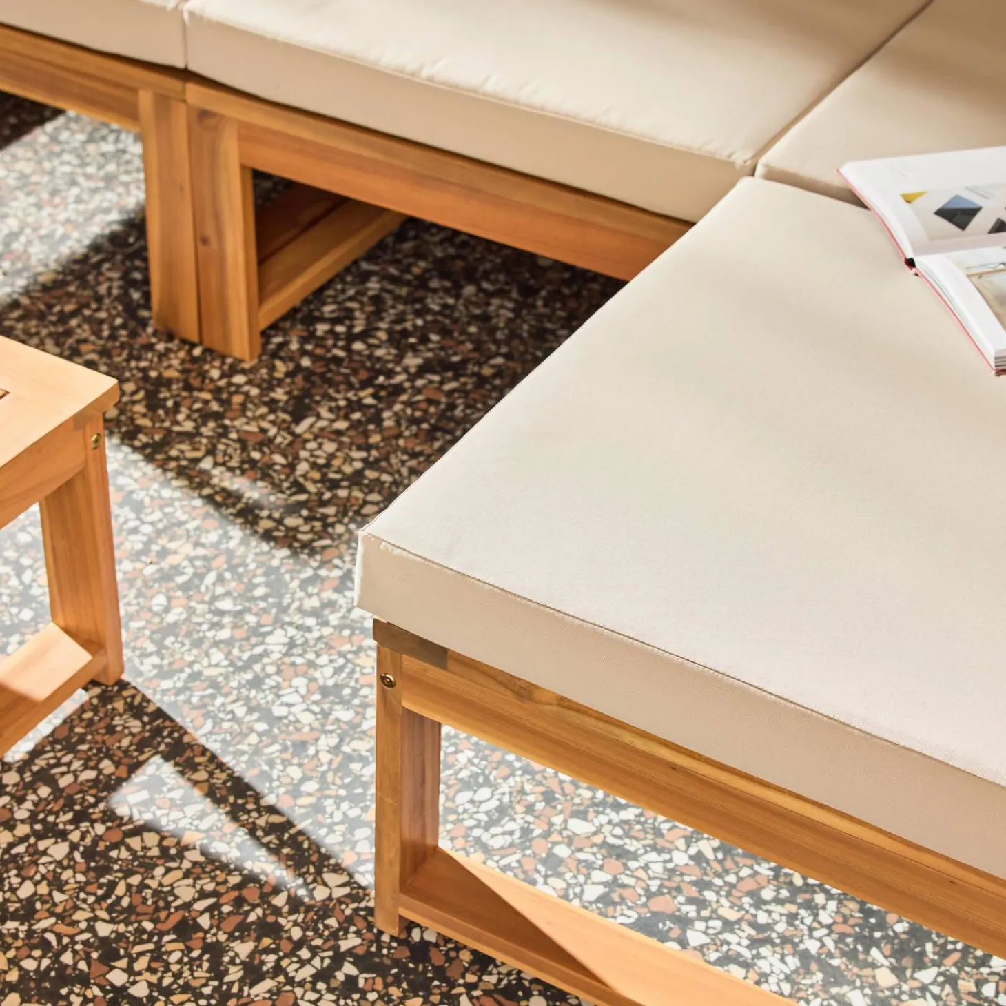 Modulares Gartenmöbel-Set aus Akazienholz für 4 Personen