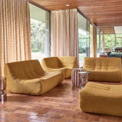 Modulares 5-Sitzer Ecksofa mit strukturiertem Bouclé-Bezug und Hocker