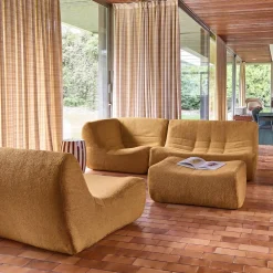 Modulares 5-Sitzer Ecksofa mit strukturiertem Bouclé-Bezug und Hocker