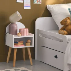 Nachttisch für Kinderzimmer