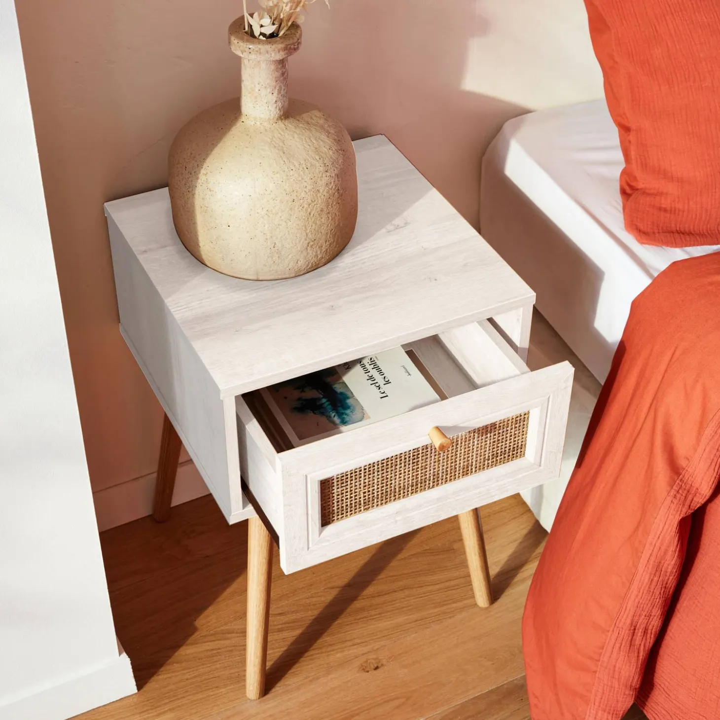 Nachttisch mit Holzeffekt und Rattan-Geflecht, 1 Schublade