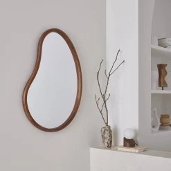 Organischer Spiegel aus Tannenholz 85cm