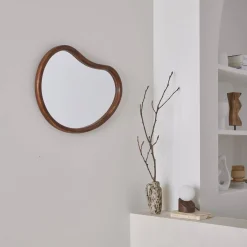 Organischer Spiegel aus Tannenholz 65cm
