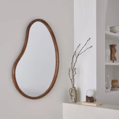 Organischer Spiegel aus Tannenholz 95cm
