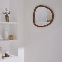 Organischer Spiegel aus Tannenholz 55cm