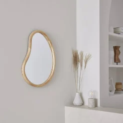 Organischer Spiegel aus Tannenholz 65cm