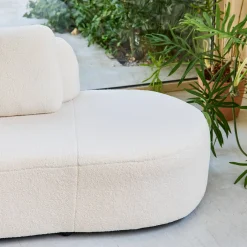 Organisches 5-Sitzer-Sofa mit Bouclé-Bezug