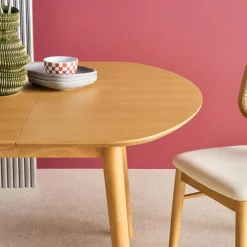 Ovaler ausziehbarer Esszimmer-Tisch Heveaholz und Eichenfurnier, für 4-6 Personen