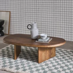 Ovaler Couchtisch aus Mangoholz