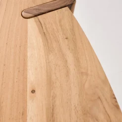 Ovaler Couchtisch aus Massivholz 120 cm