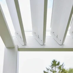Pergola mit Lamellendach Triomphe 3x4m mit 3 Lamellenwänden 100cm