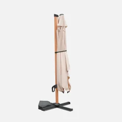 Quadratischer Ampelschirm 3x3 m Mast mit Holz-Optik