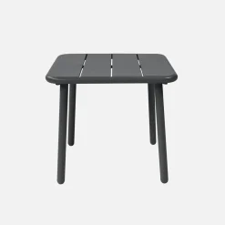 Quadratischer Couchtisch für den Garten aus Stahl