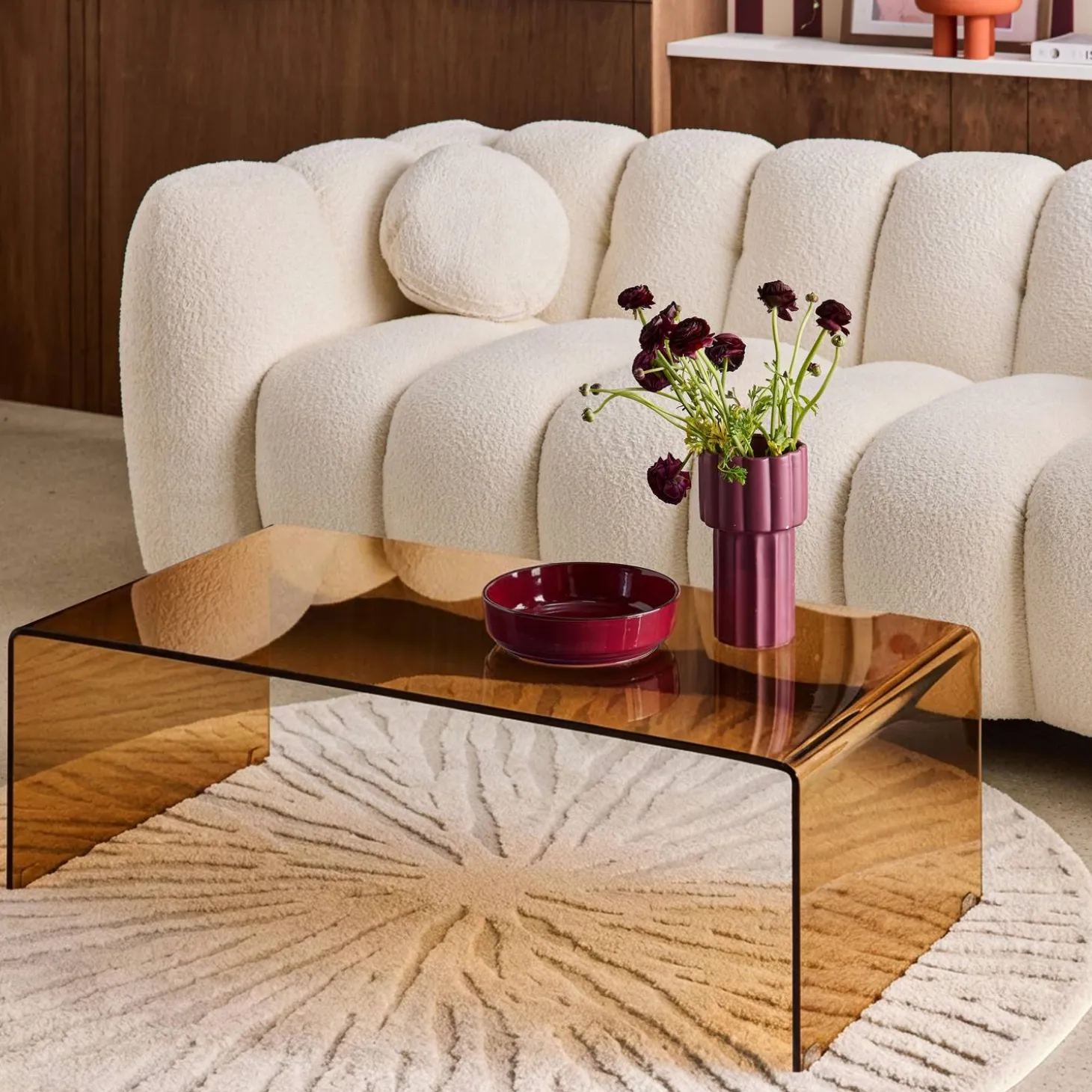 Rechteckiger Couchtisch aus gehärtetem Glas