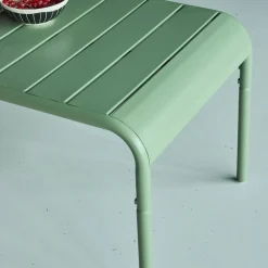 Rechteckiger Couchtisch aus Stahl für den Garten