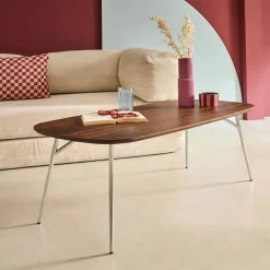Rechteckiger Couchtisch mit verchromten Metallbeinen und Holzlook