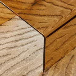 Rechteckige und quadratische Satztische aus gehärtetem Glas