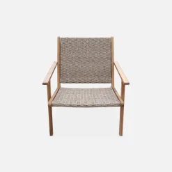 Relaxsessel aus Akazienholz und Kunststoffgeflecht