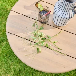 Runder Garten-Couchtisch aus Akazienholz