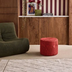 Runder Hocker aus getuftetem Bouclé