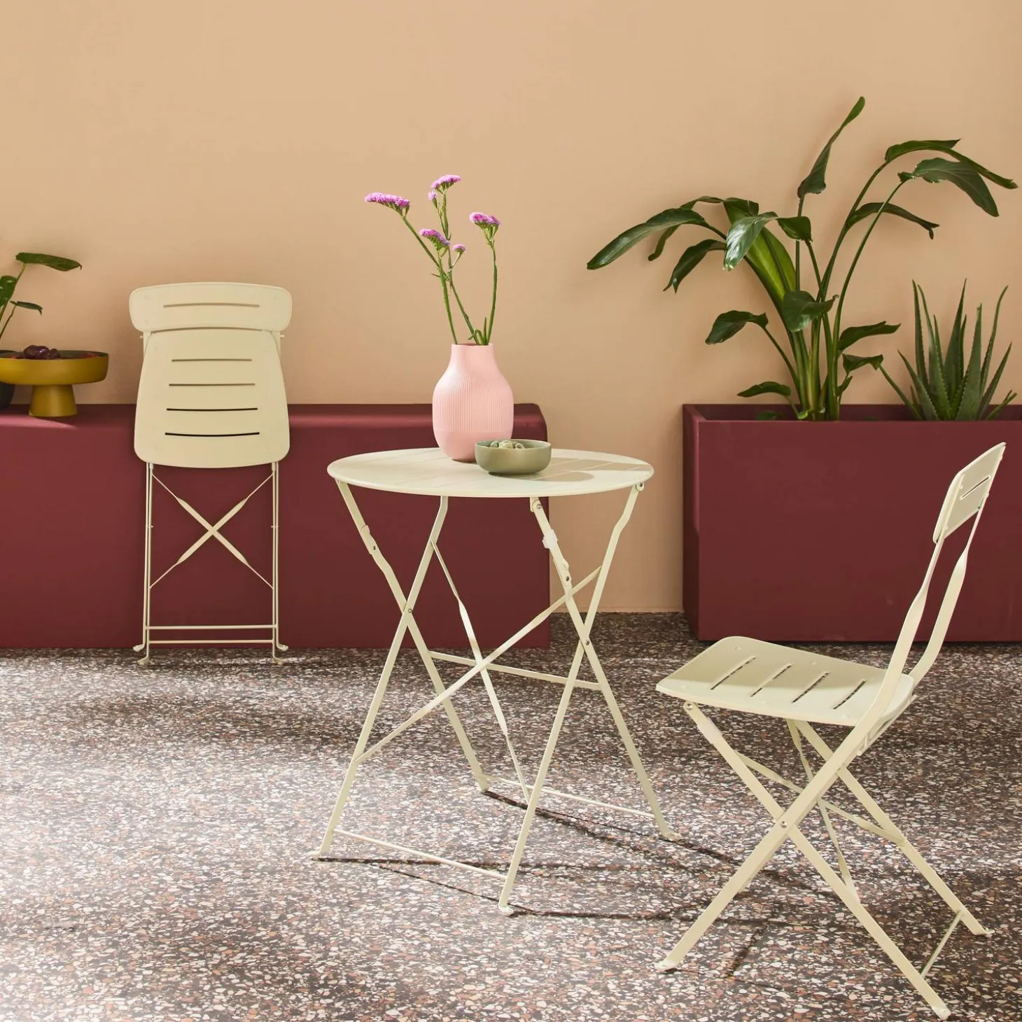 Runder klappbarer Bistro-Gartentisch aus Stahl + 2 Stühle
