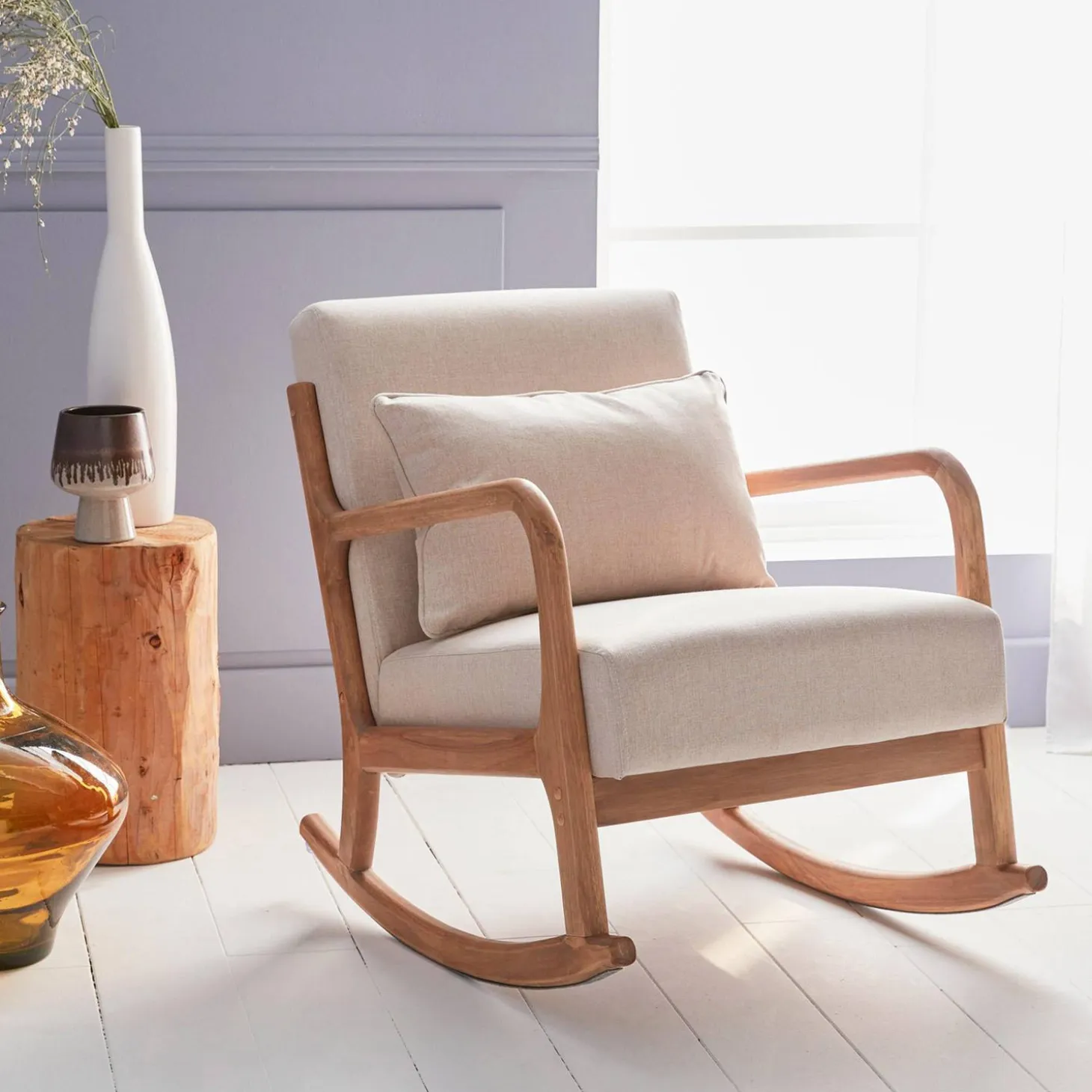 Schaukelstuhl skandinavisches Design Holz und Stoff